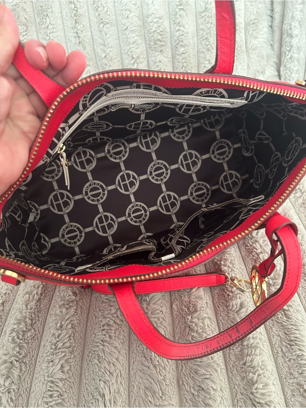 henri bendel pink/reddish Tote with Gold Charm and Strap - Picture 3 of 12